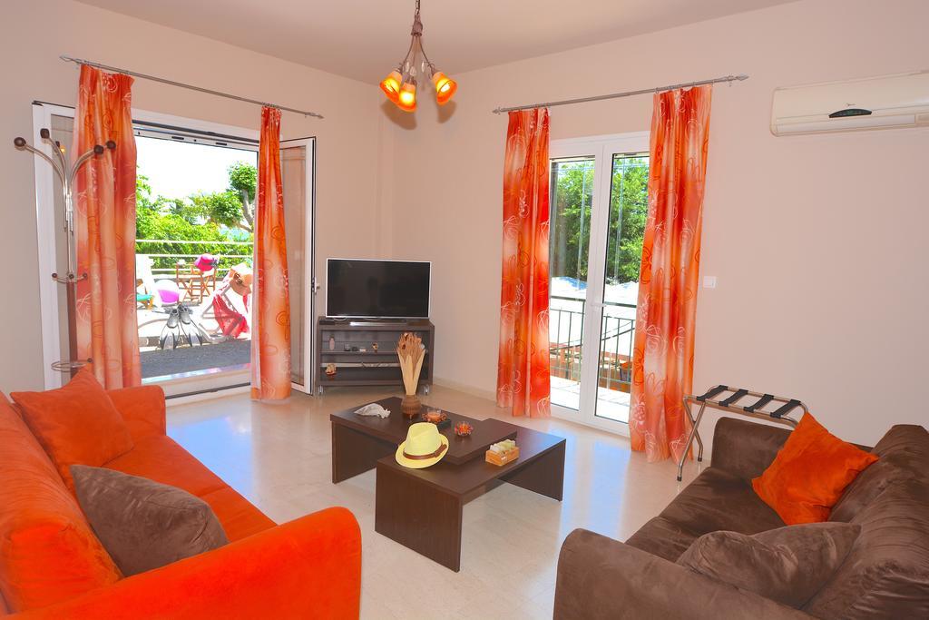 Alexandra Apartment